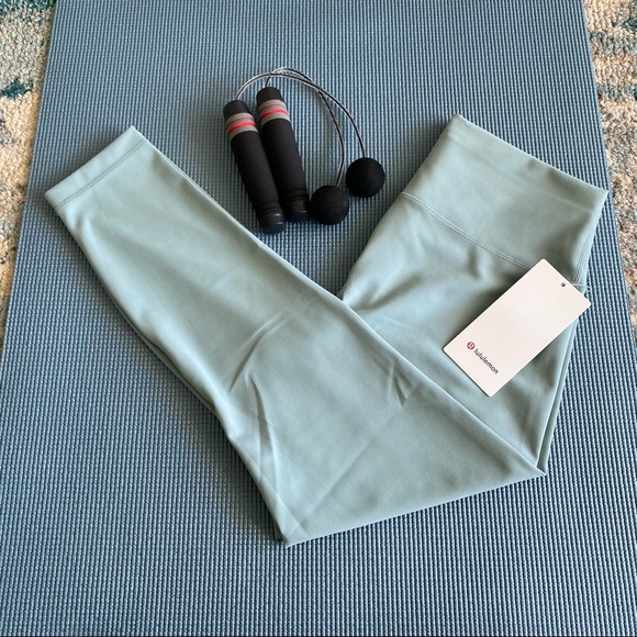lululemon athletica Pants - NEW Lululemon Wunder Train High-Rise Tight 25"